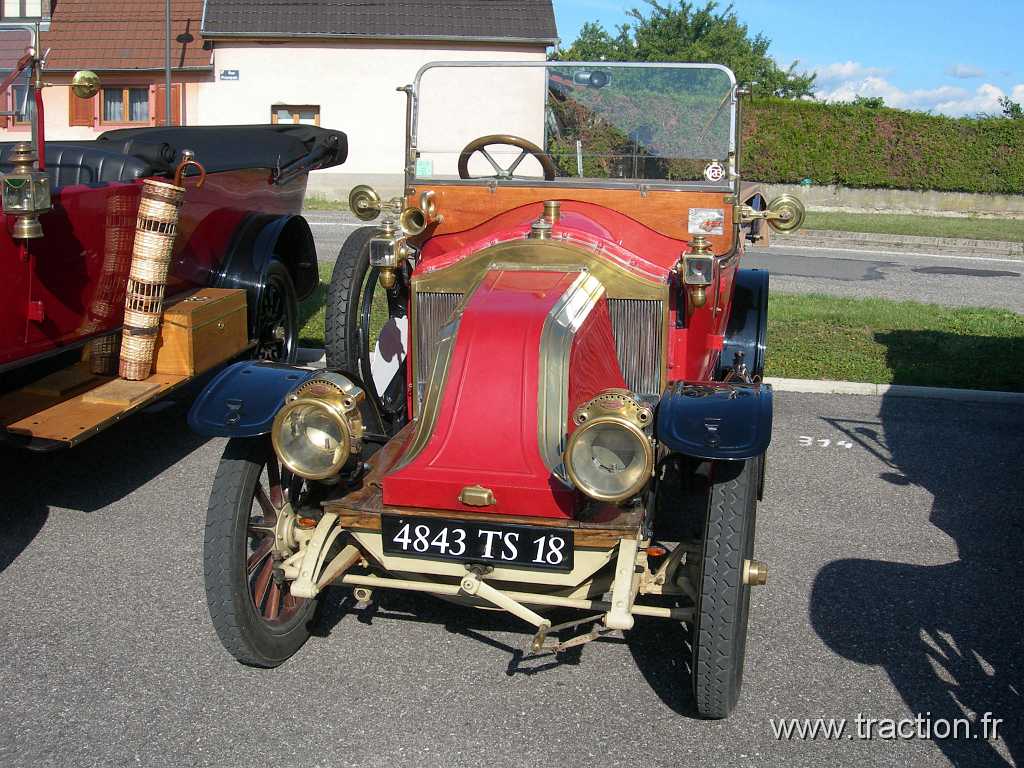 2011_rallye_des_princes (133).jpg - 12/06/2011 - 68127 NIEDERENTZEN 22ème RALLYE des PRINCES - Parking salle des fètes - RENAULT - AX